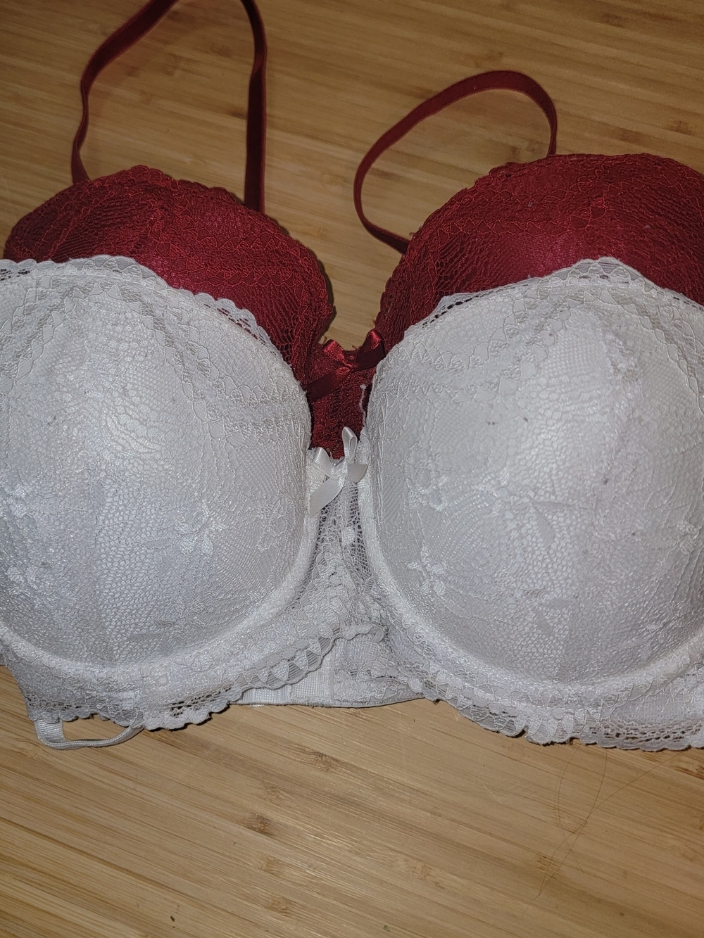 2 Pack White & Burgundy Lace Push-Up Bra NWOT